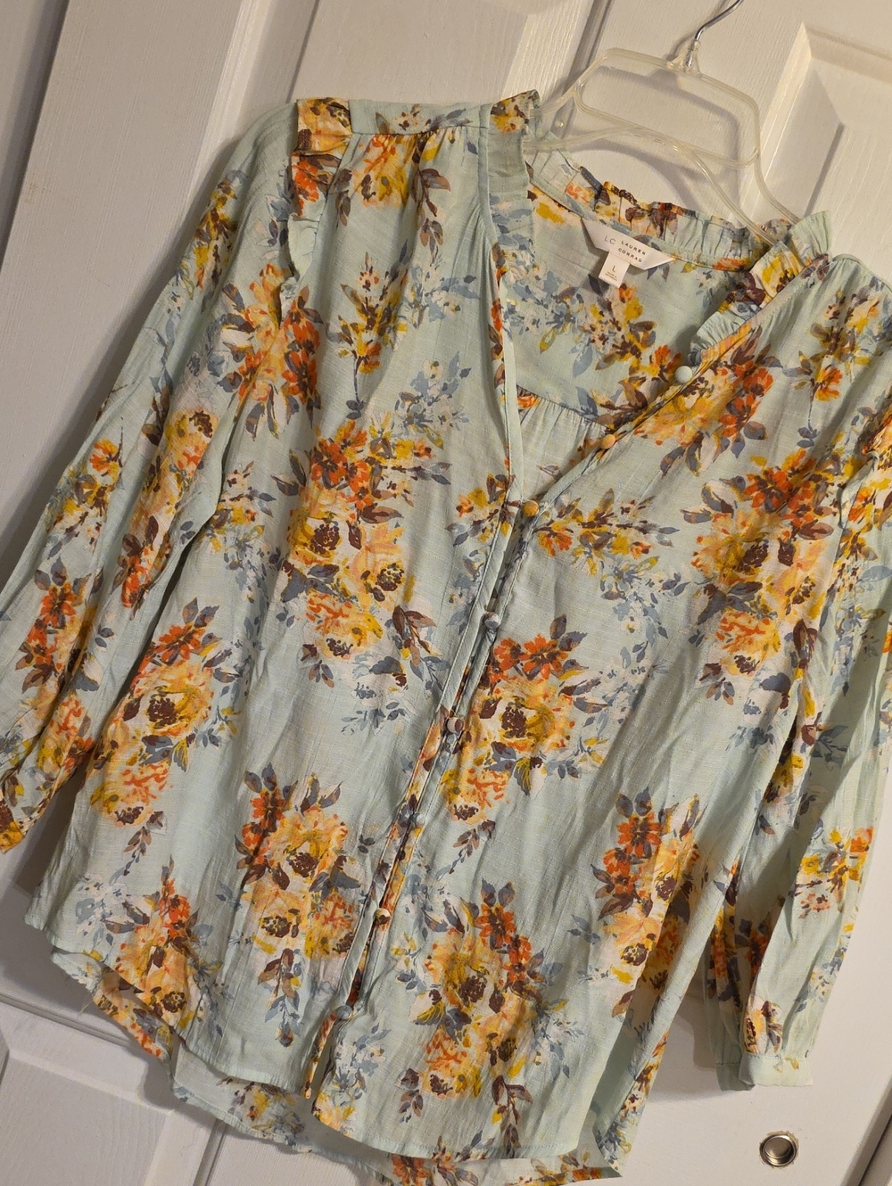 LC Lauren Conrad Light Blue Floral Button-Front Blouse